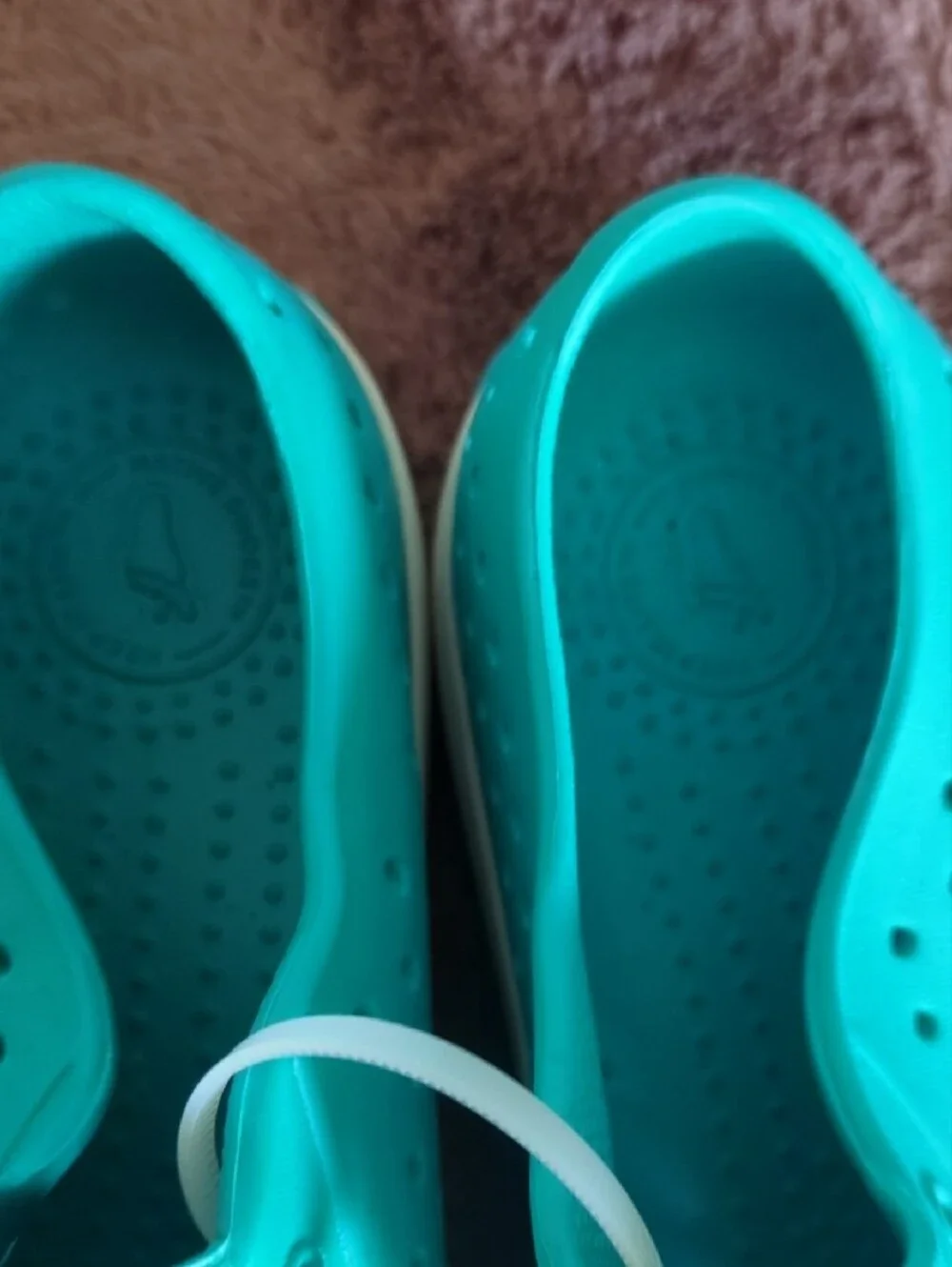 Native casual slip